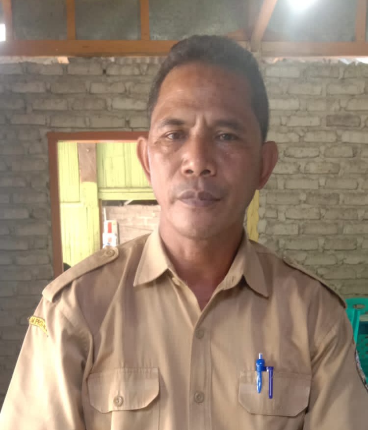 Camat Wewaria Minta Kepada Pemda Ende Bangun Fasilitas Umum di Kecamatan 