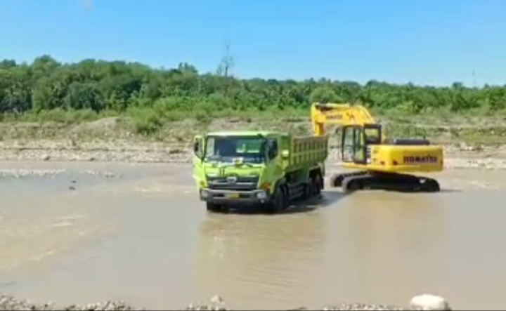 Masyarakat Desa Inbate Hentikan Pengambilan Material di Dekat Lokasi Persawahan Lilmanu