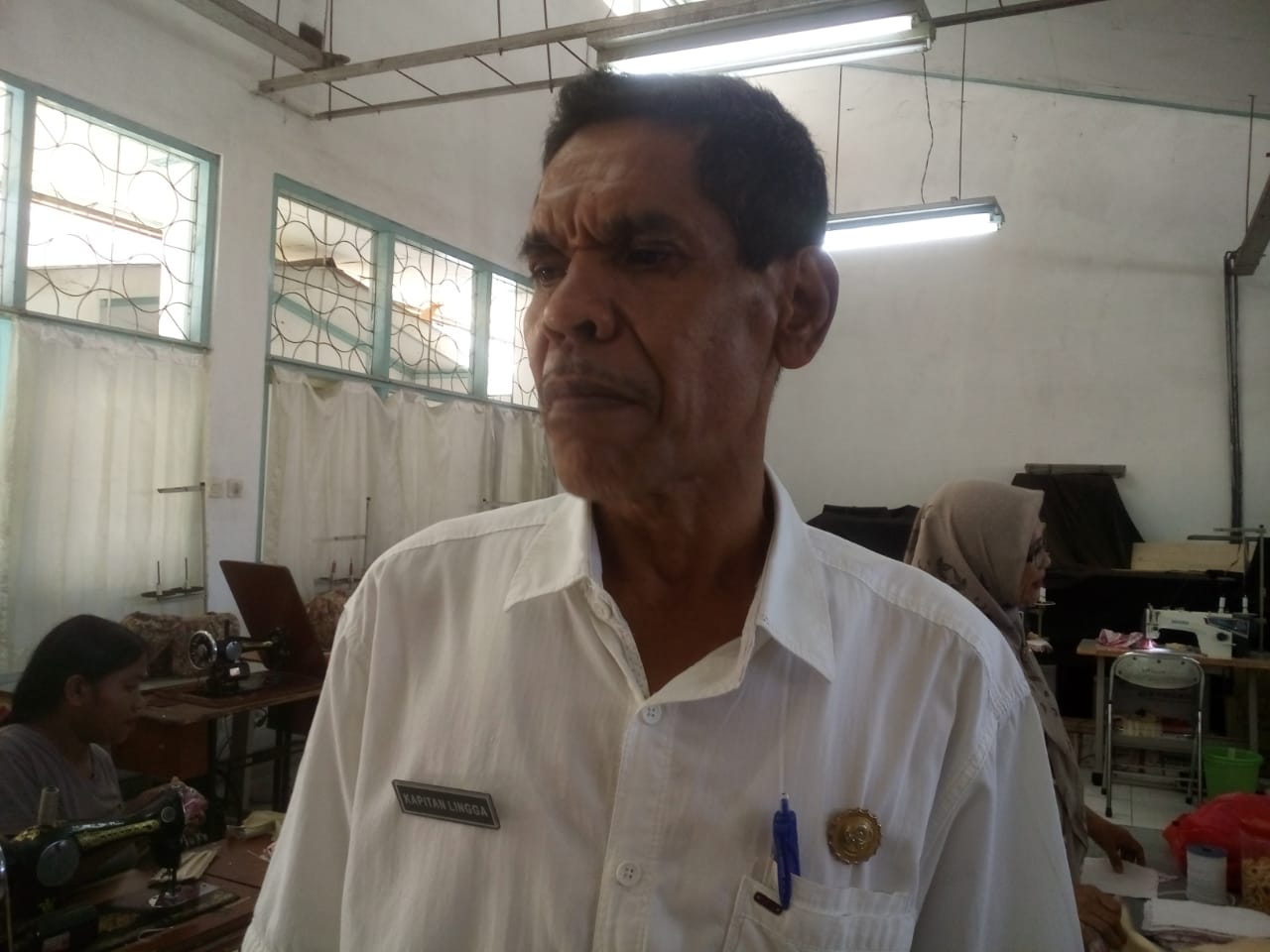 Di Ende, Dinas Tenaga Kerja  dan Transmigrasi Buat Masker Sendiri  Untuk Bagi ke Masyarakat 