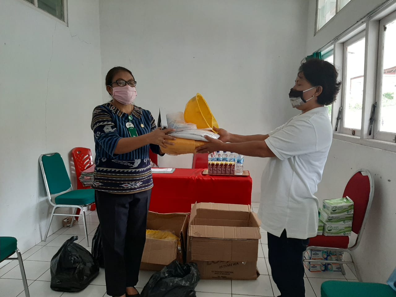 LSM Ini, Berikan Bantuan Kepada RSUPP Betun, Apa Saja?