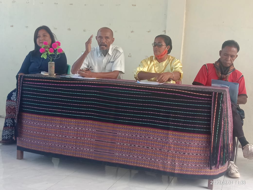 Orinbao Law Office Memberikan Penguatan Kapasitas Lembaga Pemangku Adat Desa di Sikka
