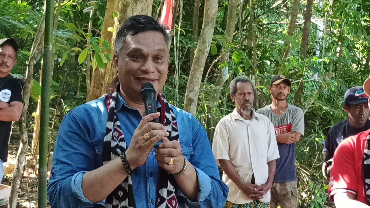 Bupati Robi Idong Apresiasi Satgas Covid-19 Sikka 