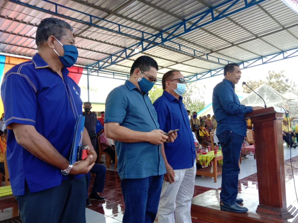 Alfridus Bria Seran dan Alex Ena Orasi Mewakili Nasdem Dalam Deklarasi Paslon SBS - WT