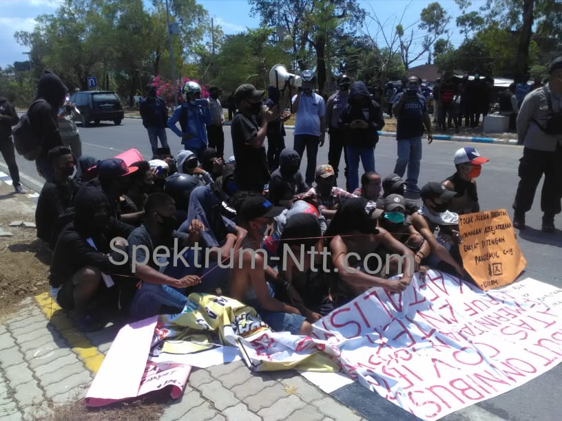 Ditengah Aksi FORMASI Kota Kupang, Ada Ormas Garuda Kupang NTT, Untuk Apa? 
