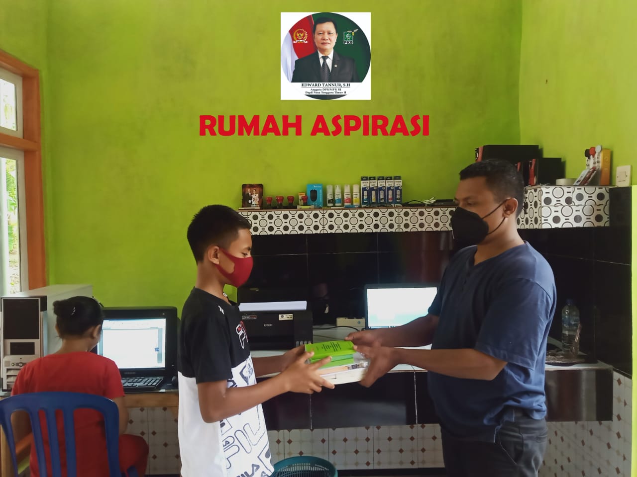 Kursus Komputer Gratis Di TTS, Hanya Di Rumah Aspirasi Edward Tanur