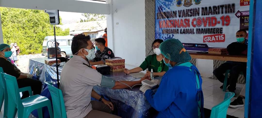 Pangkalan TNI-AL Maumere Tuntaskan Vaksinasi Tahap Kedua 