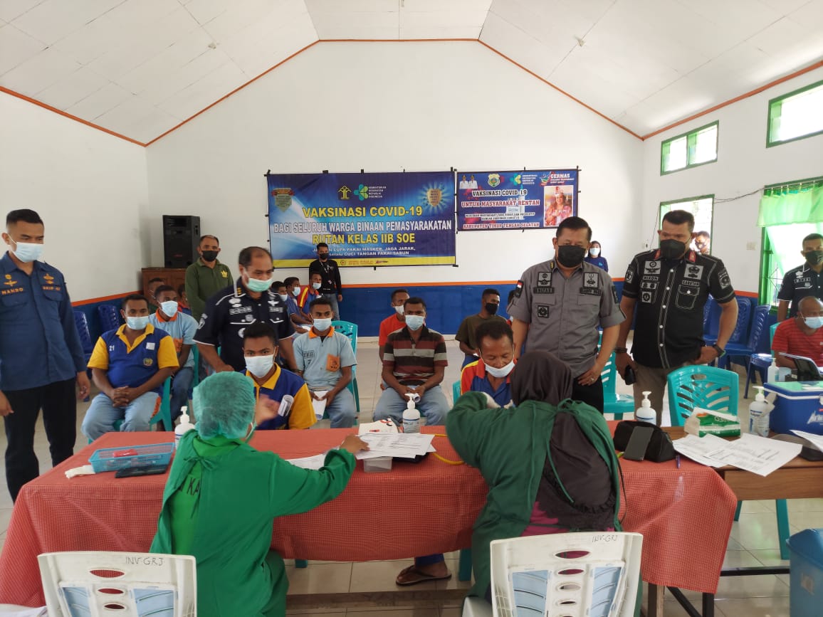 Perkuat Imunitas Tubuh, WBP Rutan SoE Sukses Terima Vaksin Covid-19 Tahap Dua