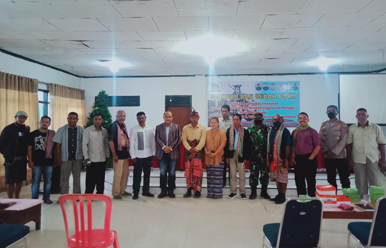 Seminar Dan Bedah Buku Sejarah Di TTS, Karya Pina Ope Nope