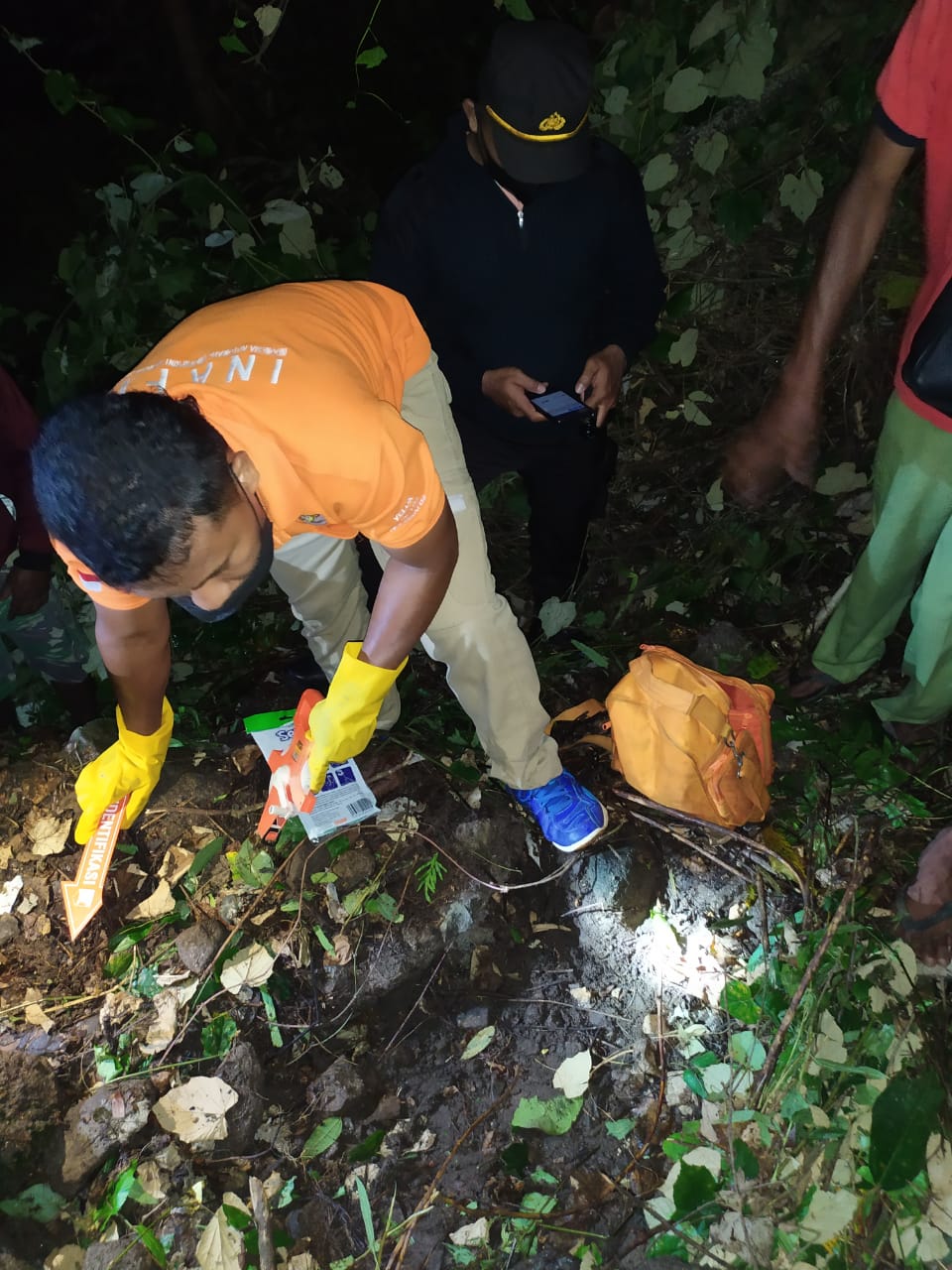 Diduga Dibunuh, Bocah Perempuan 8 Tahun di Sikka Ditemukan Tewas di Kebun