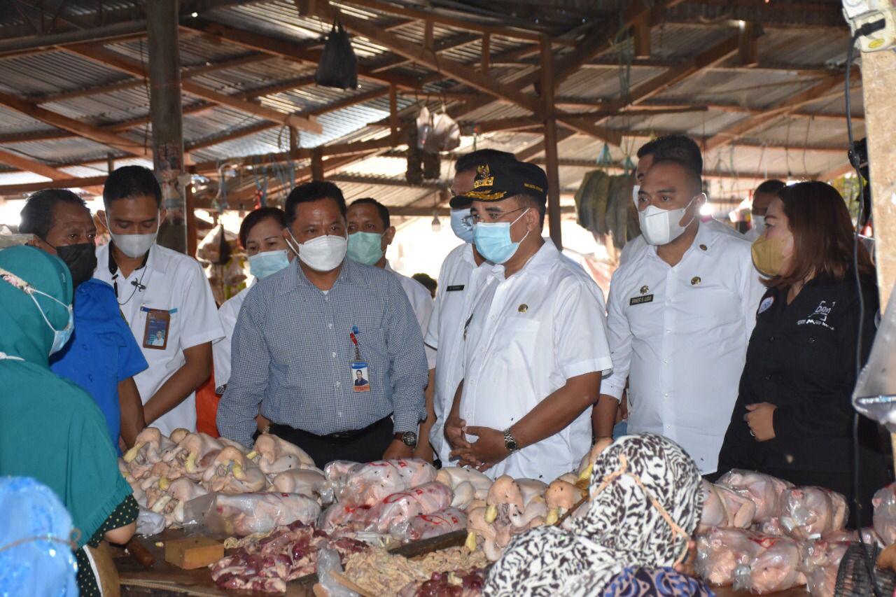 Jelang Nataru, Wali Kota Kupang Bersama TPID Pantau Stok Dan Harga Kebutuhan Pokok 