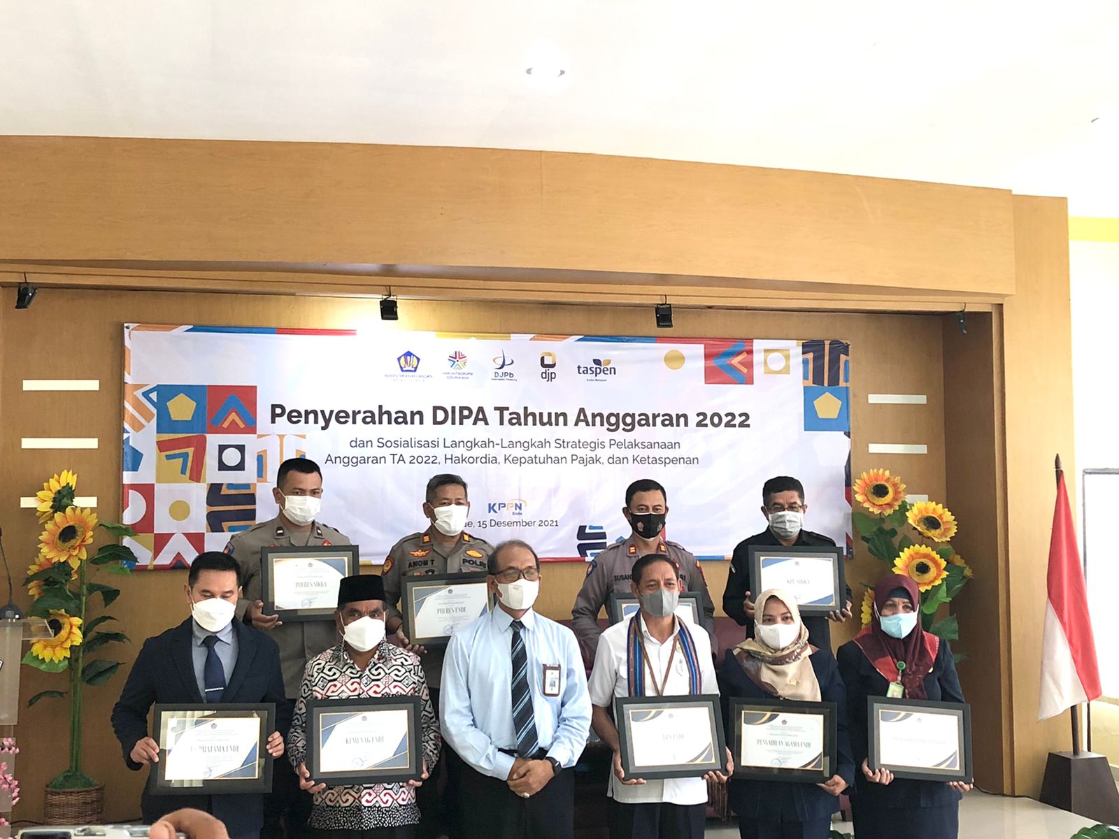 Polres Ende Menerima Penghargaan Kategori Nilai IKPA Terbaik Tahun 2021 