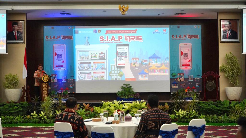 Wawali Kupang Resmikan Program SIAP QRIS di Pasar Oebobo dan Lippo Mall Kupang 