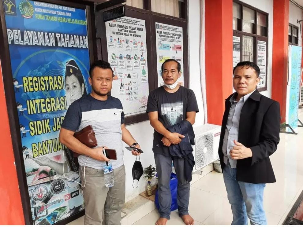 Salut, Tim Tabur Kejari Sikka Akhirnya Tangkap Buronan Korupsi Travo IGD TC Hillers Maumere