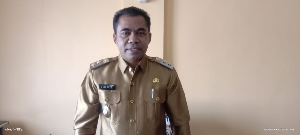 Wakil Bupati Ende Dukung Penuh Aliran Listrik Masuk Desa Mbotulaka