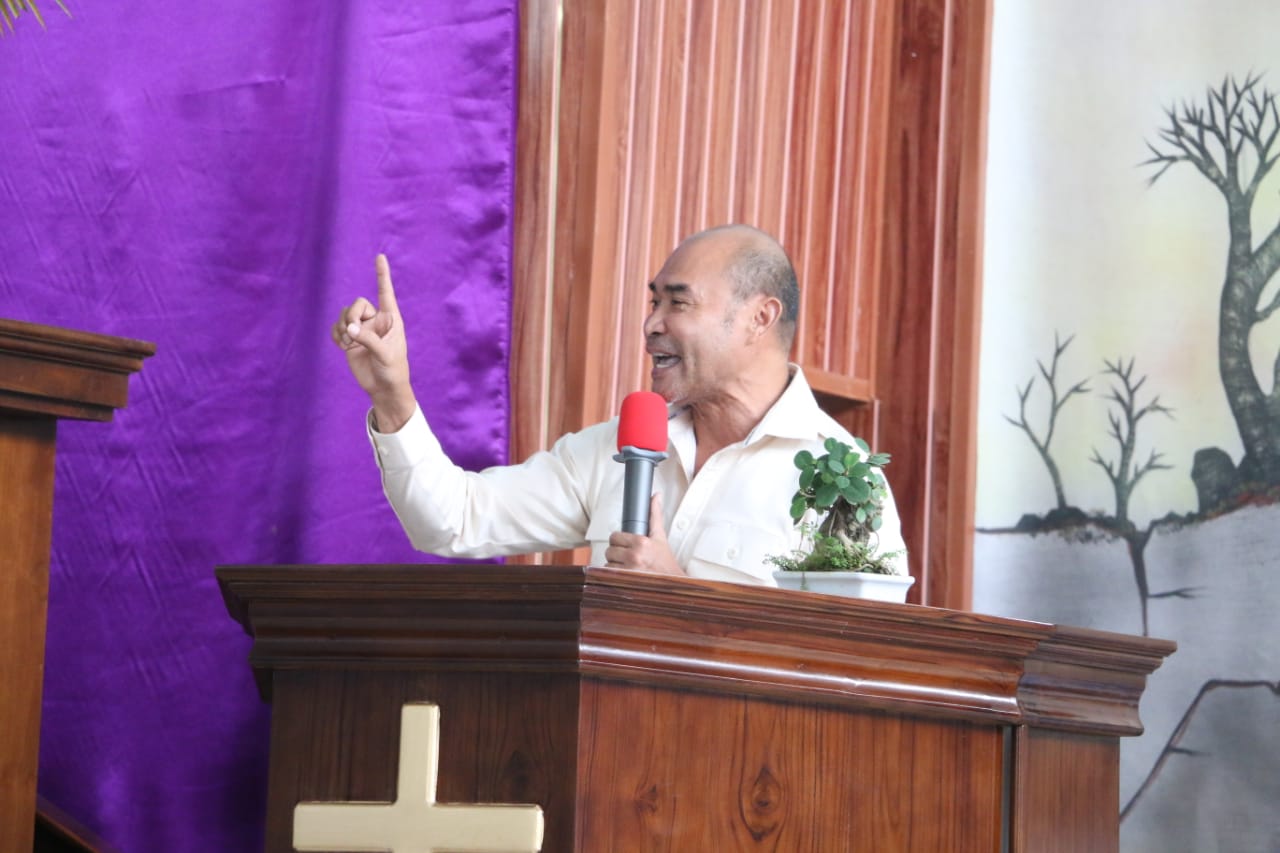 Gubernur VBL, Tugas Gereja adalah Membuat Jemaat Sejahtera
