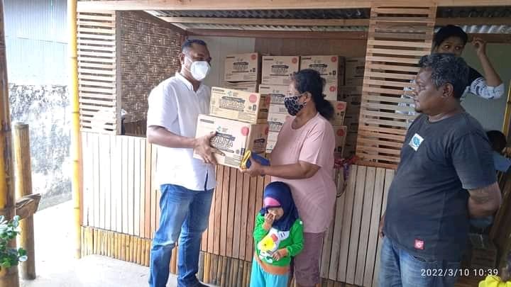 Angelius Wake Salurkan Bantuan Makanan Tambahan Bagi Bumil dan Balita di Ende 