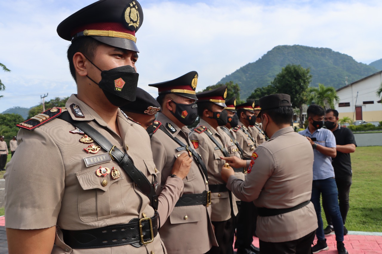 Kapolres Ende Pimpin Sertijab Kasat Lantas, Kasat Reskrim dan Kapolsek Ndona 