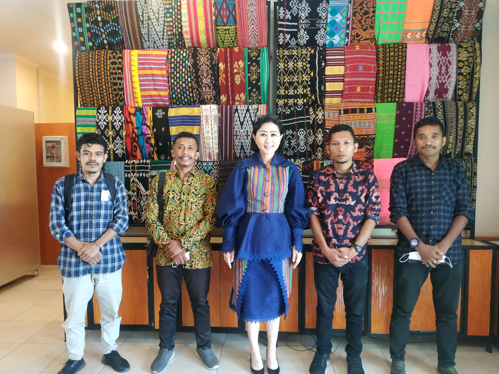 Julie Sutrisno Laiskodat Dukung Pelaksanaan LKK PMKRI Cabang Kupang 