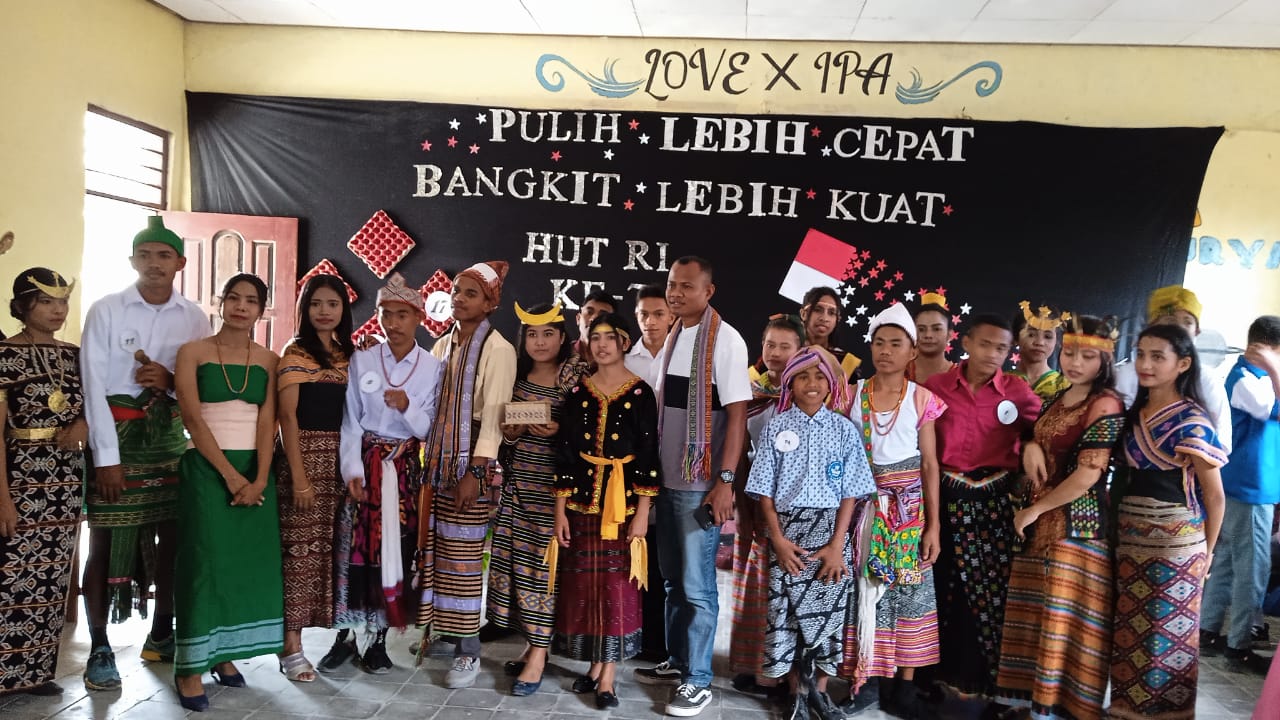 Meriahkan HUT RI, SMA Sudirman Kupang Lakukan Kegiatan Pelestarian Budaya