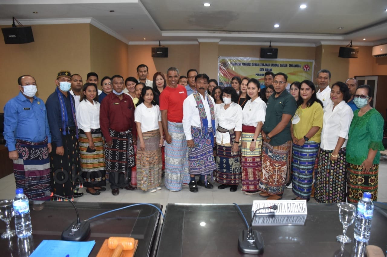 Pengurus Dekranasda Kota Kupang Resmi Dilantik, Kehadiran Dekranasda Harus Menjadi Garam dan Terang 
