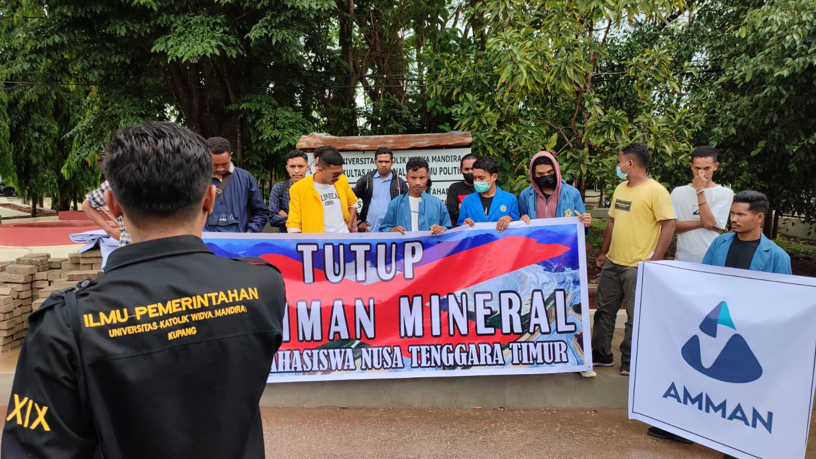 Dukung Aksi Mogok Makan Amanat KSB. Ini yang di Lakukan Aliansi Mahasiswa NTT