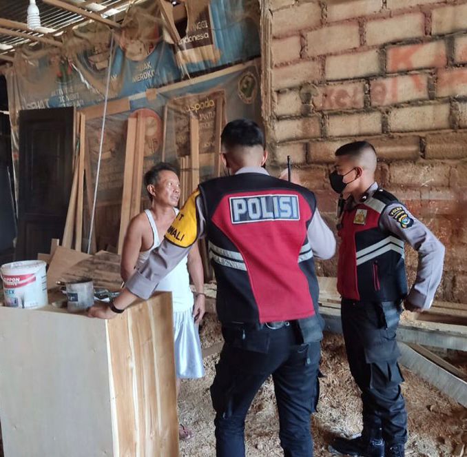 Patroli Dialogis Dilakukan Anggota Ditsamapta Polda NTT