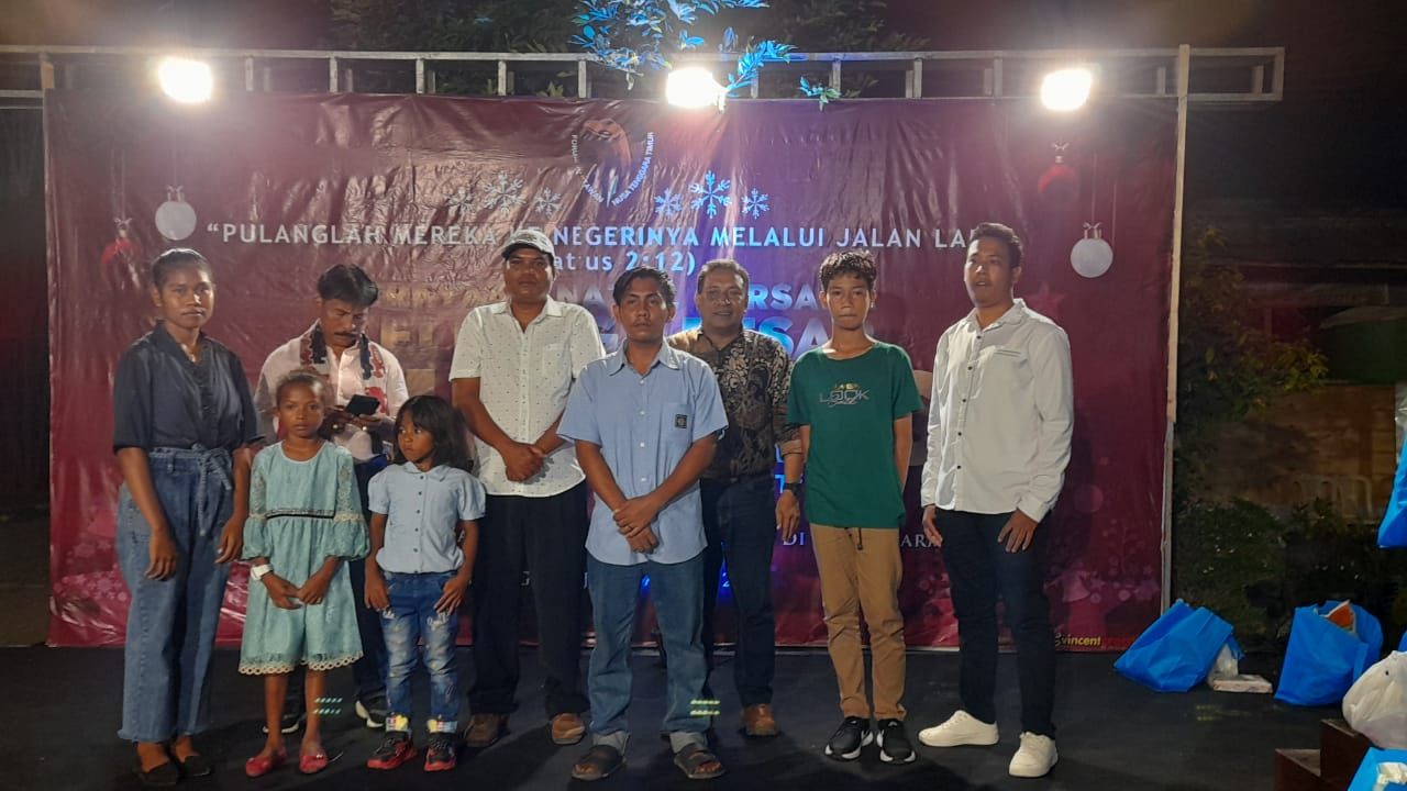 Keluarga Besar Jurnalis NTT Gelar Natal Bersama dan Berbagi Kasih