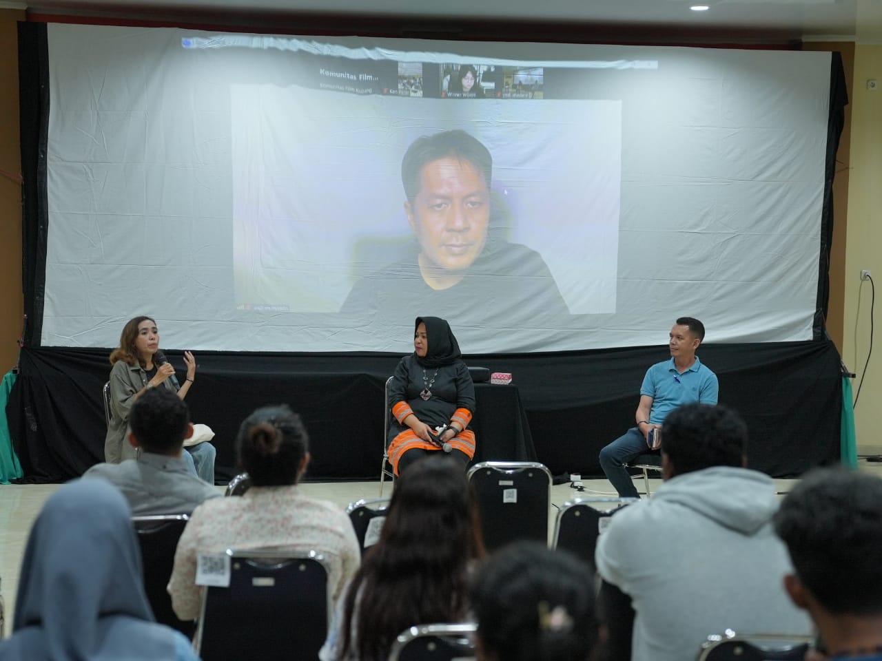 Perangi Hoax di Kota Kupang : Masyarakat Anti Fitnah Indonesia Gelar Nonton bareng Film