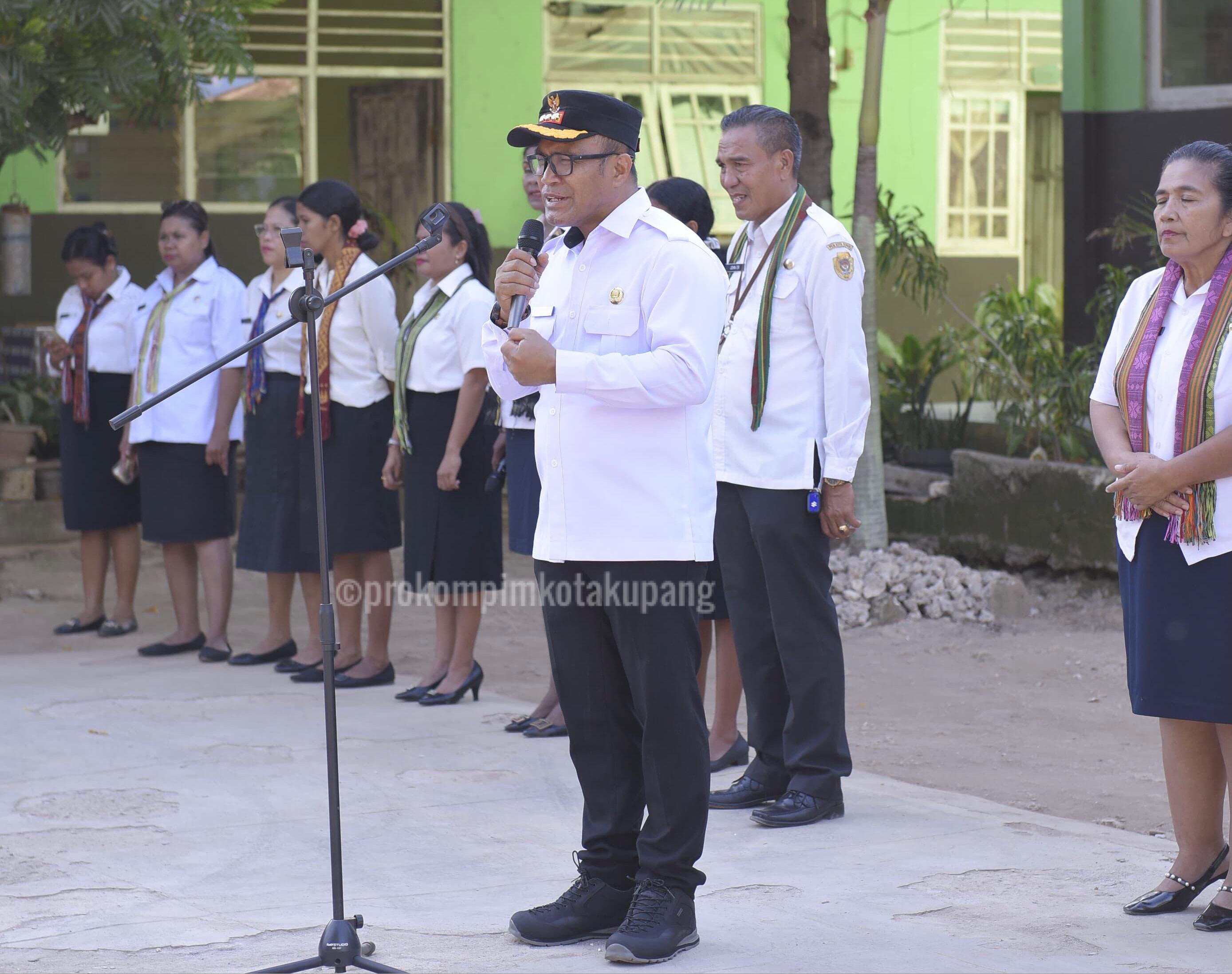 Pj. Walikota Kunjungi SD Inpres Maulafa, Dorong Pengembangan Olahraga Prestasi Dan Evaluasi Dua Arah