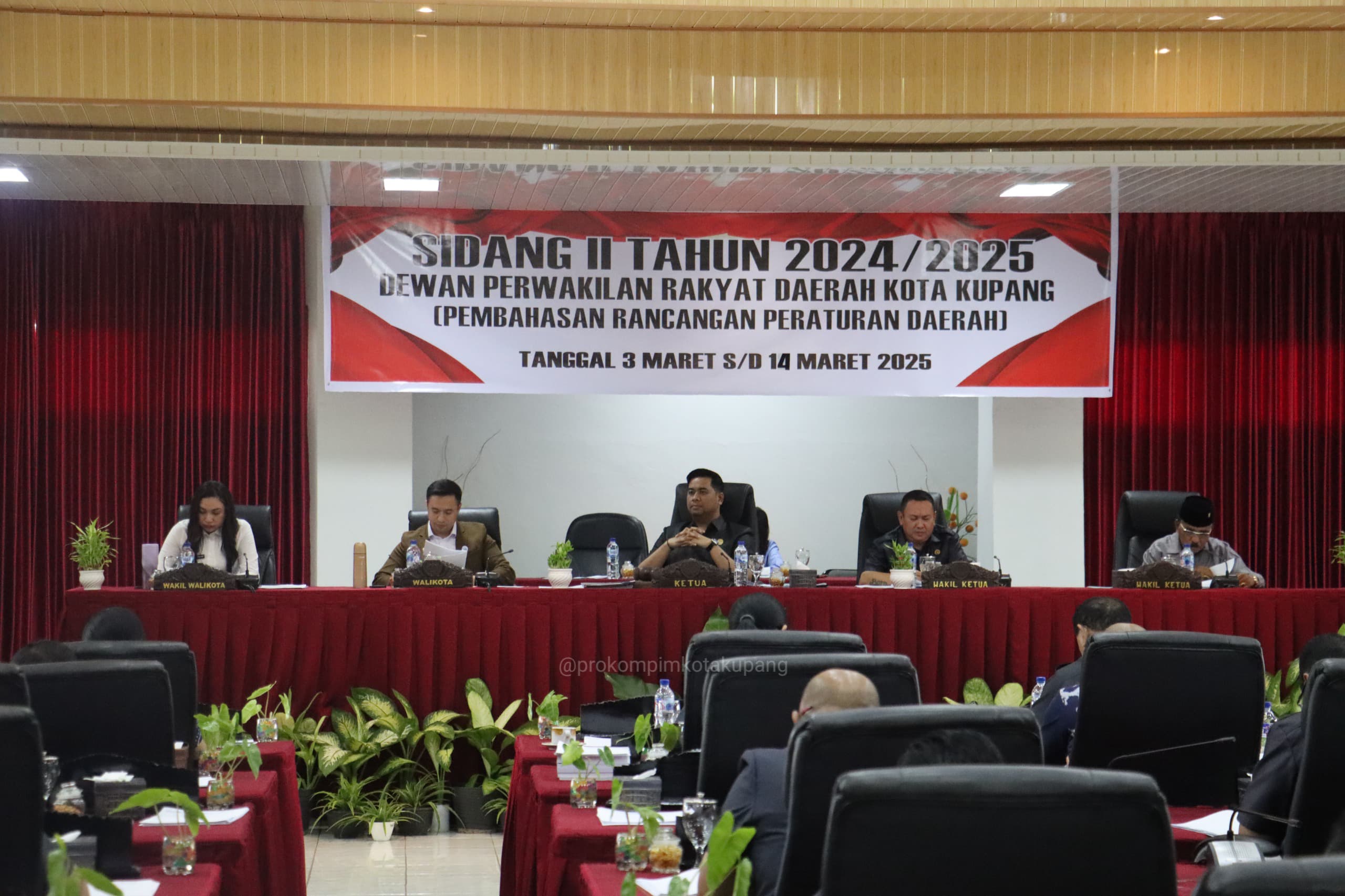 Walikota dan Wakil Walikota Kupang Hadiri Rapat Paripurna Ke-4 DPRD Kota Kupang