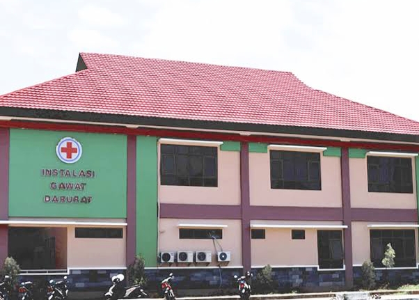 Tak Punya Petugas Pemulasaraan Jenazah, Wakil Ketua DPRD Rote Ndao Minta Dirut RSUD Ba'a Di Copot