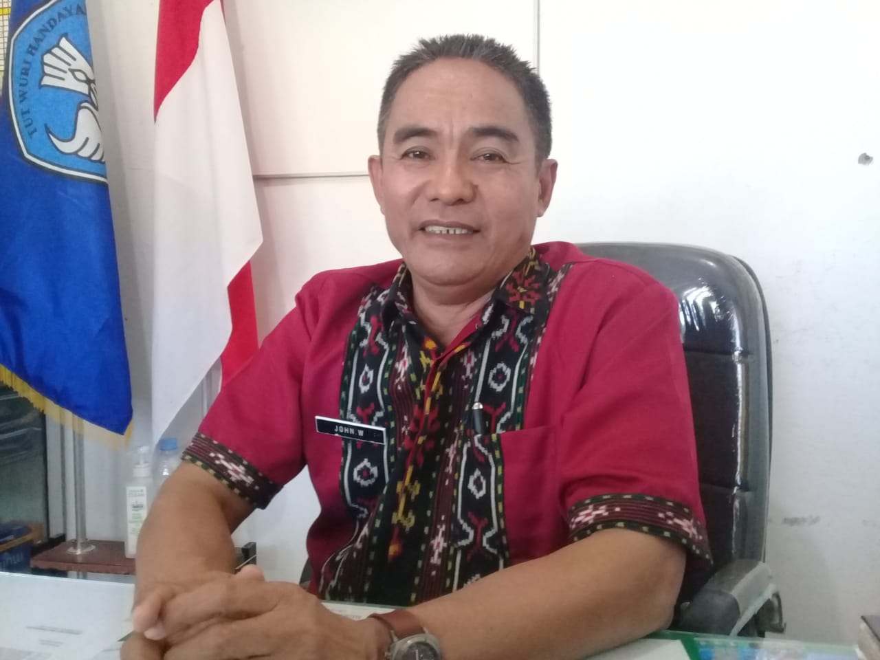 Johanis Wattimena : Massa New Normal ini , SMP Negeri 20 Kota Kupang Gunakan 2 Sitem Pembelajar 