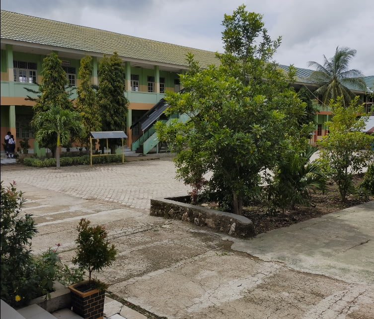 Yukk Berkunjung Ke Sekolah Menengah Pertama Katolik (SMPK) Sta. Familia – Sikumana