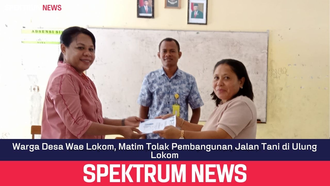 Sebagai Bentuk Motivasi, Kepsek SMA Sudirman Kupang Berikan Piagam Bagi Guru-gurunya