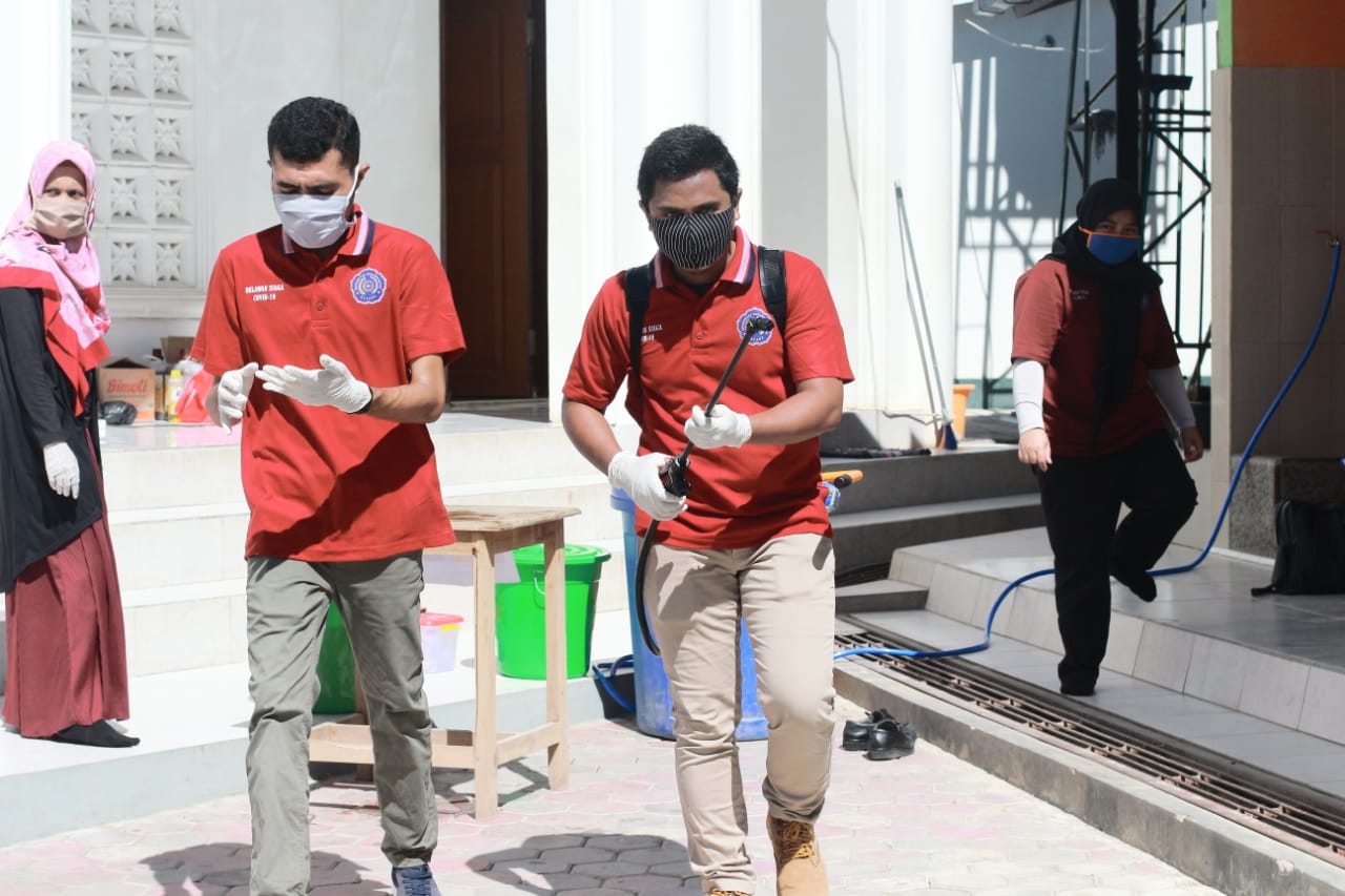 UMK Peduli Corona Virus, 4.000 Liter Desinfektan dan  5000 Masker Bagi Masyarakat, Cek Lokasinya 