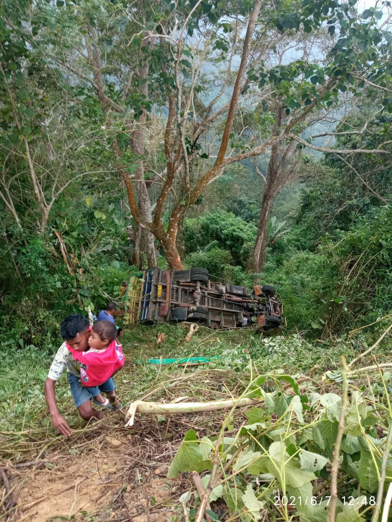 Naas..Mobil Truk Di Ende Terjun Ke Jurang  4 Orang Meninggal Dunia, Ini Kronologinya