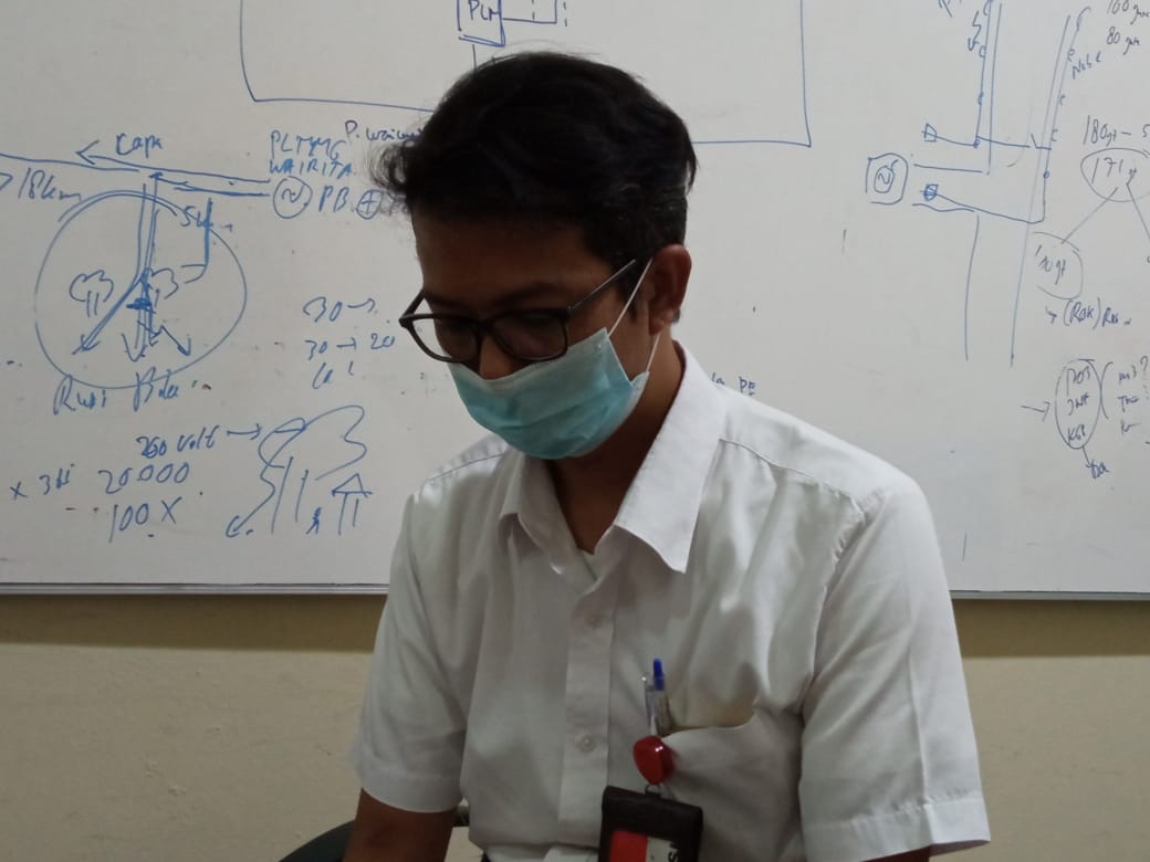 Listrik Masuk Desa, Masyarakat Mokekapa-Desa Gera SIkka Ucapkan Terimakasih Pada PLN