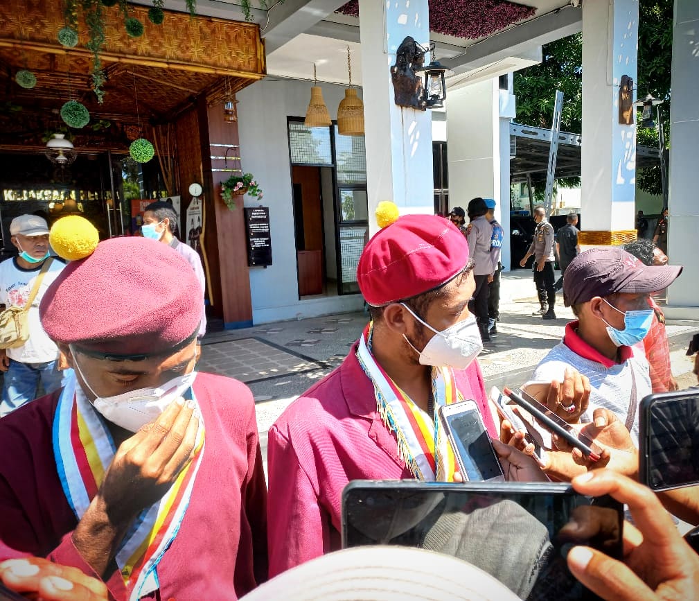 Sambut Pinjaman PEN 216 Miliar, PMKRI Maumere Ingatkan Bupati Sikka Agar Tidak Bagi-Bagi Proyek