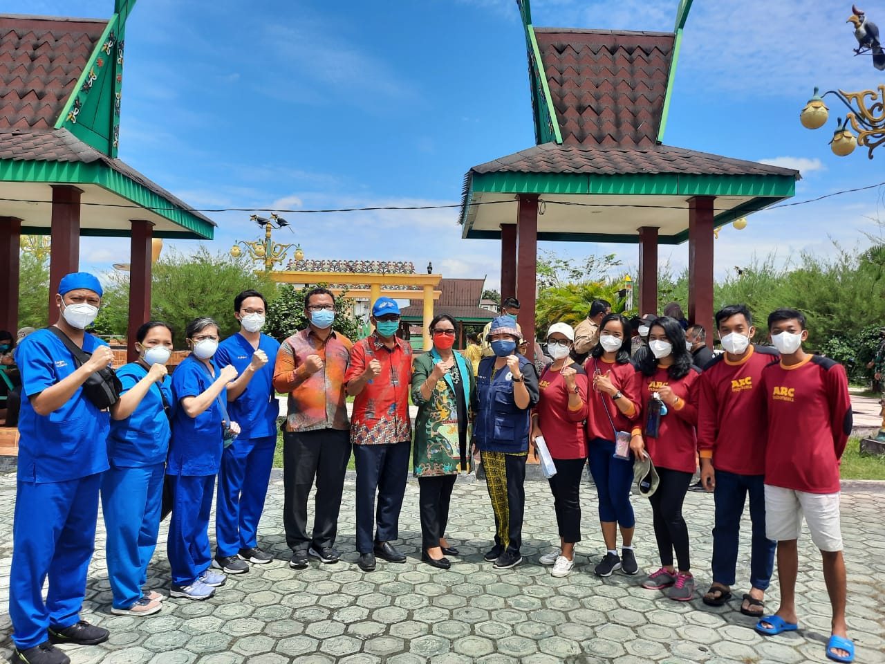 Relawan ARC dan  Tim RSA Bandung  DIsambung Bupati Katingan dan Menteri Sosial Siap Lakukan Ini