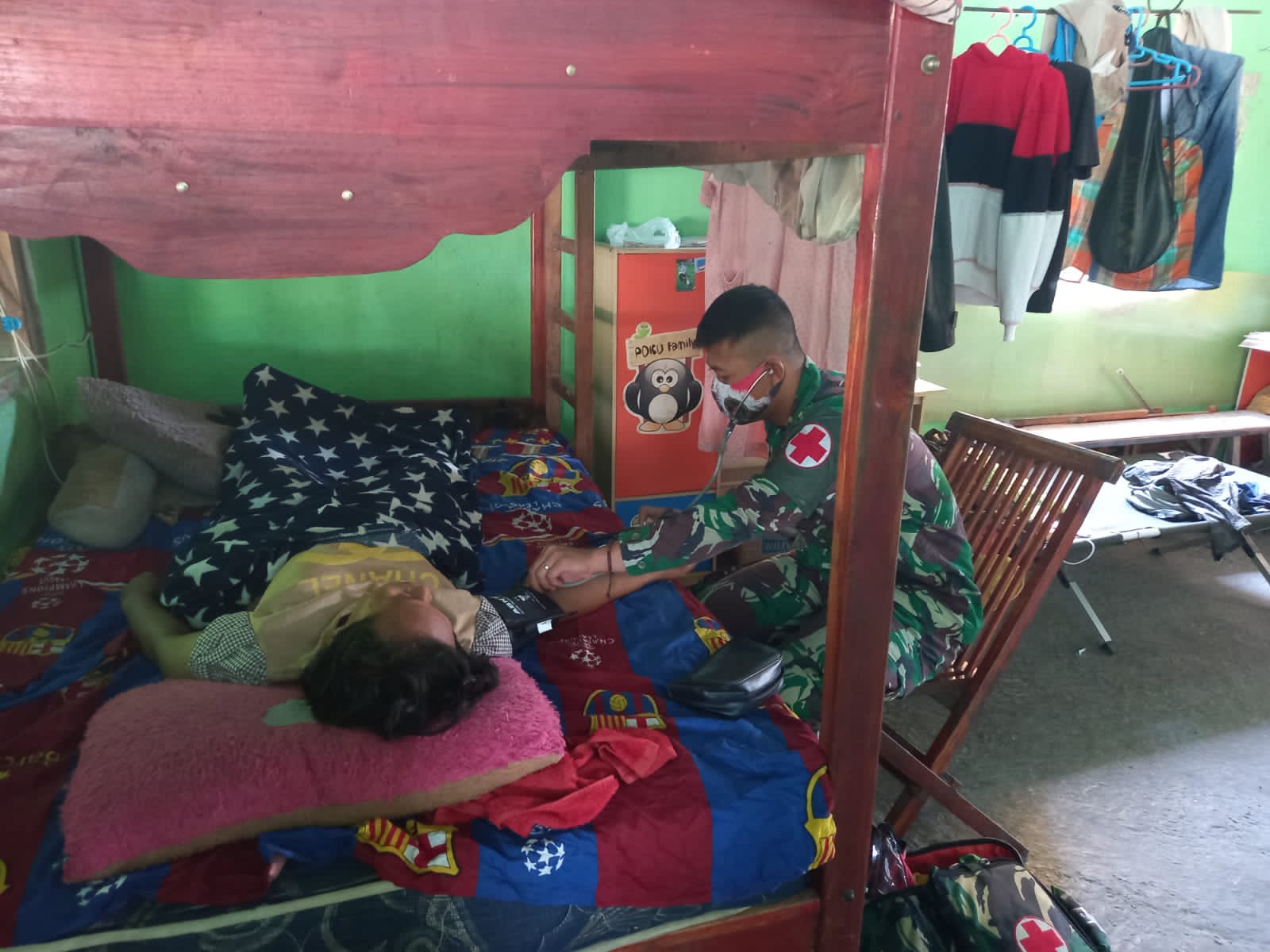 Satgas-Pamtas Sektor Timur Gelar Layanan Kesehatan Gratis Pada Warga