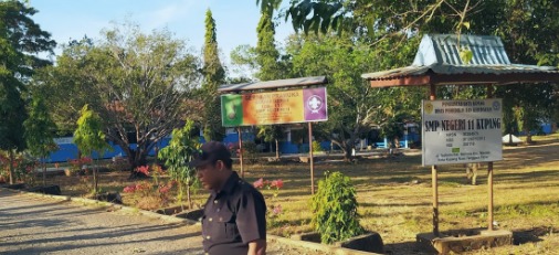 Jalankan Instruksi Penjabat Kota Kupang, SMPN 11 Kota Kupang Terapkan Pola Hidup Bersih 