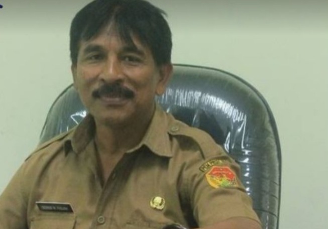 George M. Hadjo, SH. Ajak Anak Sekolah Dan Mahasiswa Jaga Kebersihan 